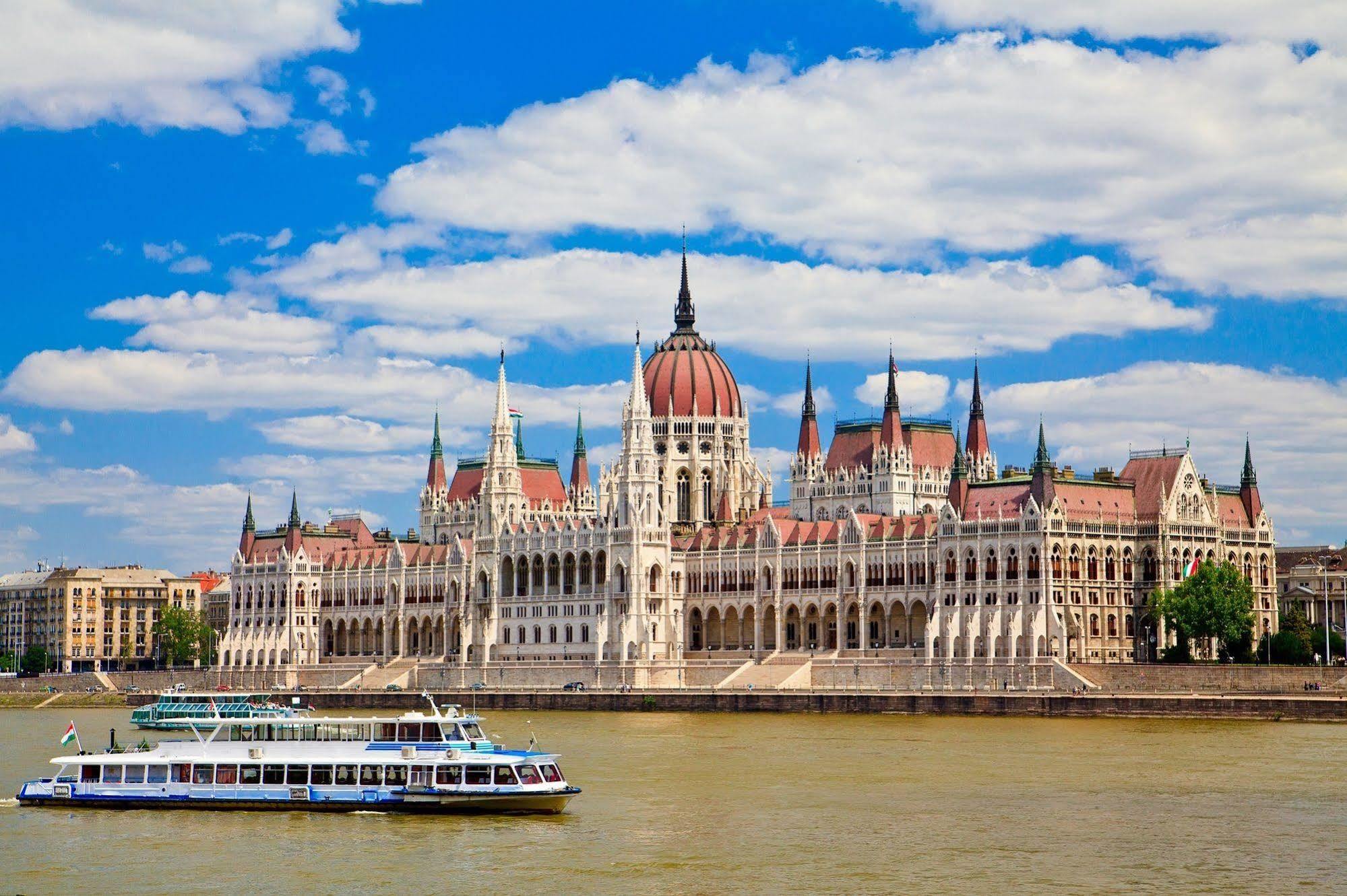 Budapest Panorama Central Luaran gambar